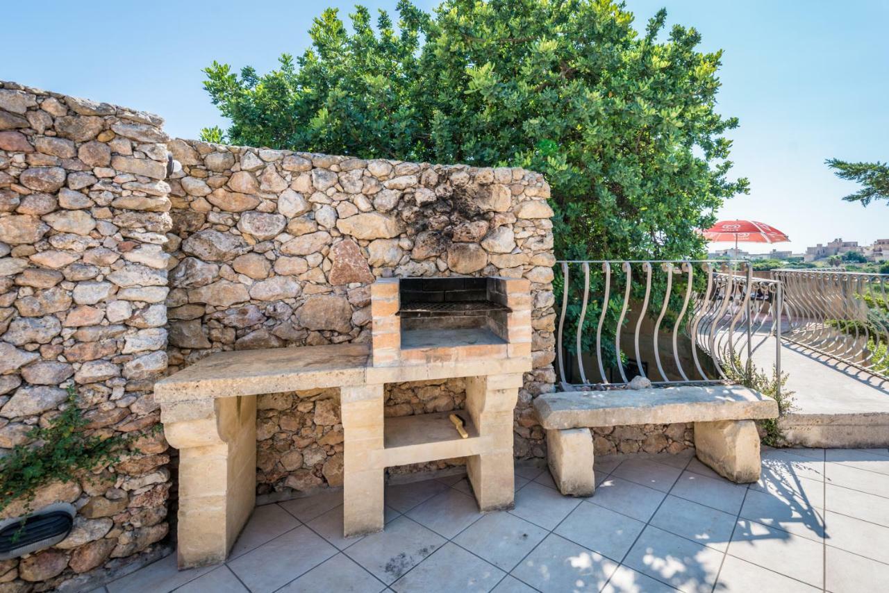 Sunset - Holiday Farmhouse With Large Private Pool In Island Of Gozo ナダ エクステリア 写真