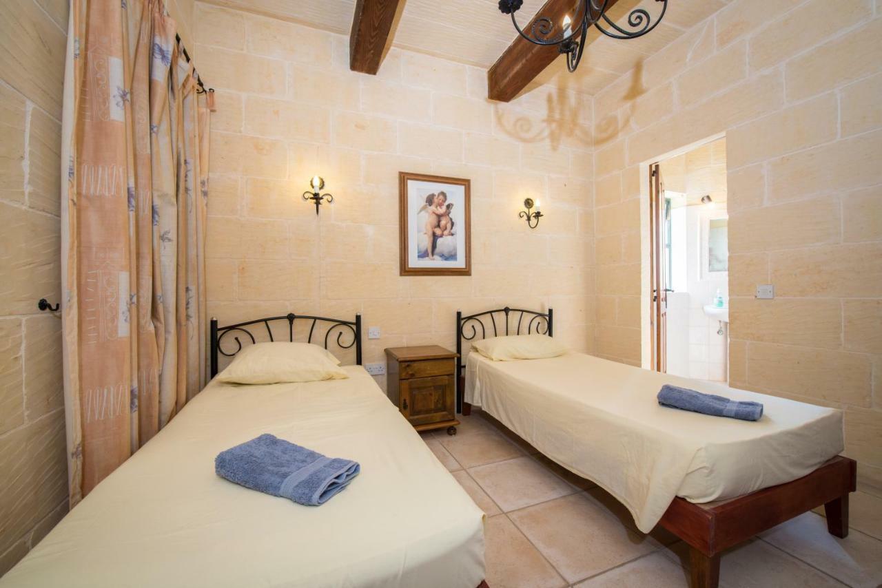 Sunset - Holiday Farmhouse With Large Private Pool In Island Of Gozo ナダ エクステリア 写真