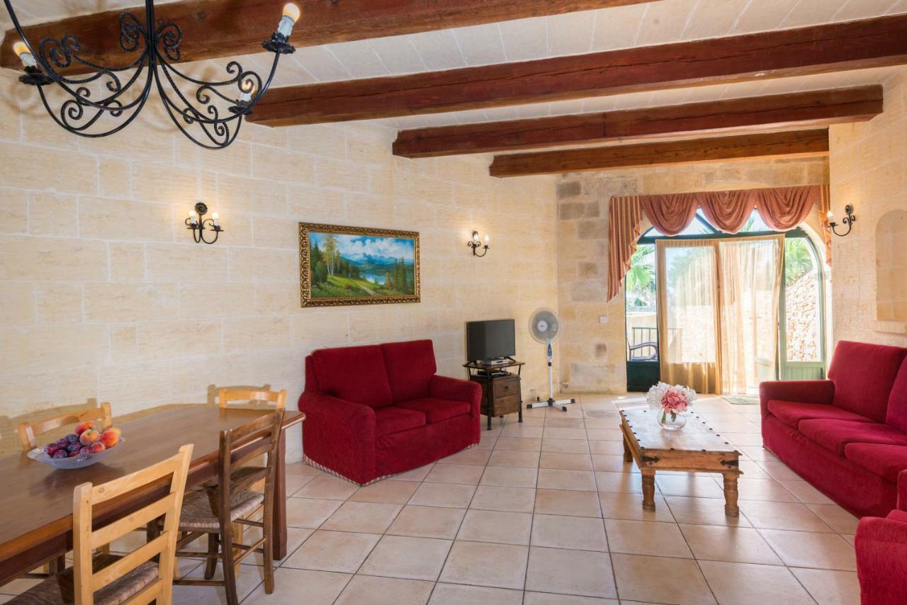 Sunset - Holiday Farmhouse With Large Private Pool In Island Of Gozo ナダ エクステリア 写真