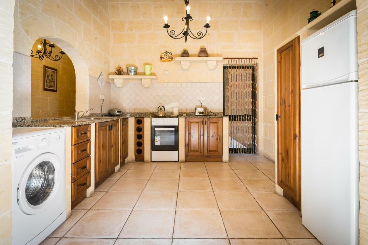 Sunset - Holiday Farmhouse With Large Private Pool In Island Of Gozo ナダ エクステリア 写真