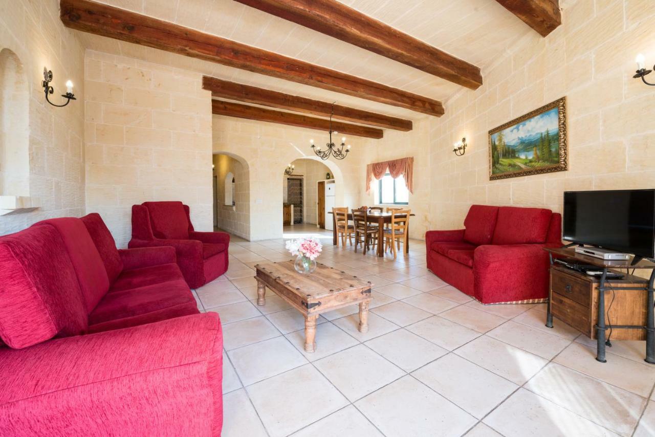 Sunset - Holiday Farmhouse With Large Private Pool In Island Of Gozo ナダ エクステリア 写真